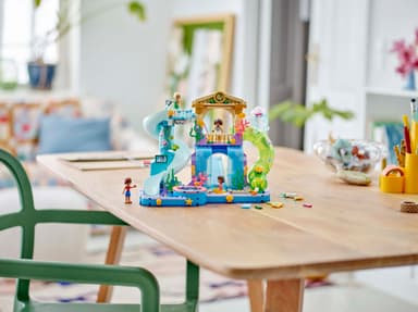LEGO Friends Heartlake Cityn vesipuisto 42630