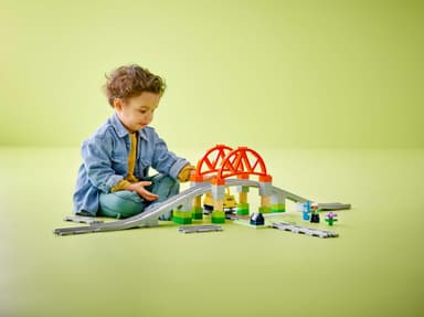 LEGO DUPLO Town Silta ja raiteet ‑laajennussarja 10426