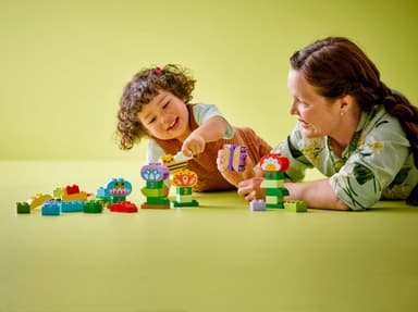 LEGO DUPLO Town Mielikuvituspuutarha ja hauskat kukat 10444