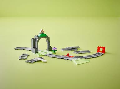 LEGO DUPLO Town Tunneli ja raiteet ‑laajennussarja 10425