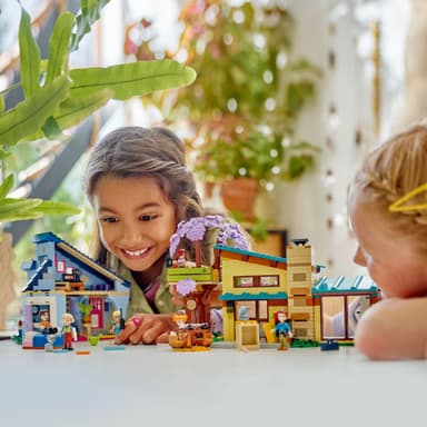 LEGO Friends Ollyn ja Paisleyn talot 42620