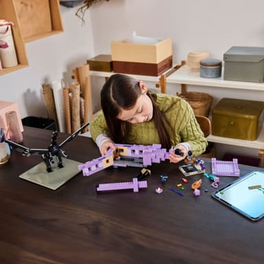 LEGO Minecraft Äärilisko ja Äären alus 21264