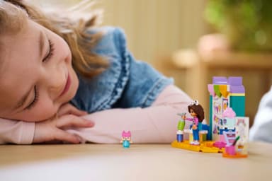 LEGO Gabby's Dollhouse Askartelua Boksivauvan kanssa 10795