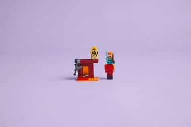 LEGO Minecraft Hornan laavataistelu 21266
