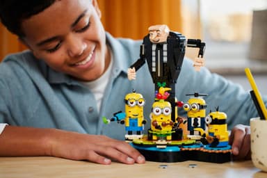 LEGO Despicable Me Palikoista rakennettavat Gru ja kätyrit 75582