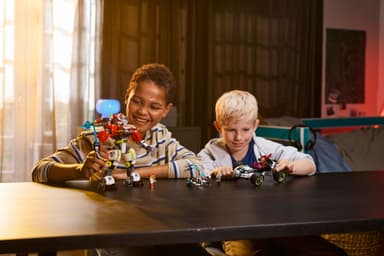 LEGO DREAMZzz Cooperin tiikerirobotti ja Zeron hot rod ‑auto 71497