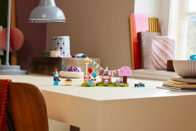 LEGO Animal Crossing Julian ja synttärijuhlat 77046