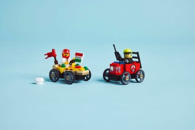LEGO City Pizza-auto vastaan  paloauto – kilpa-autopakkaus 60458