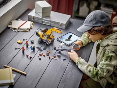 LEGO City Keltainen rakennuskaivuri 60420