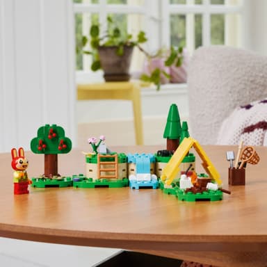 LEGO Animal Crossing Bunnie ulkopuuhissa 77047