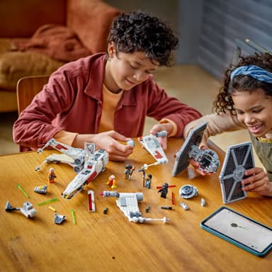LEGO Star Wars TIE-hävittäjä ja X-Wing – yhdistelmämalli 75393