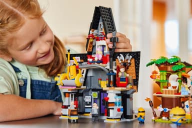 LEGO Despicable Me Kätyrien ja Grun kotitalo 75583