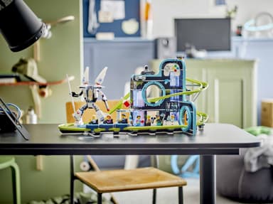 LEGO City Robottimaailman vuoristorata 60421