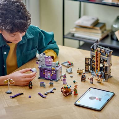 LEGO Harry Potter Ollivanders ja Matami Malkinin kaavut 76439