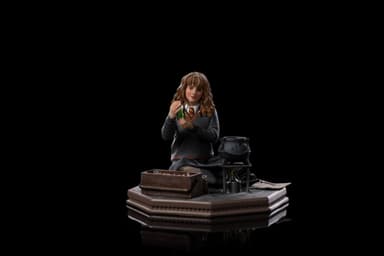 Iron studios Harry Potter toimintahahmo (Hermione Granger)