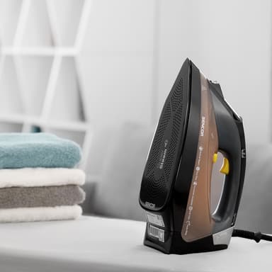 SENCOR Digitaalinen Höyrysilitysrauta 3100 W