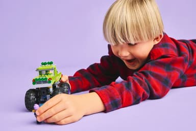 LEGO Marvel Hulkin monsteriauto vastaan Thanos 76312