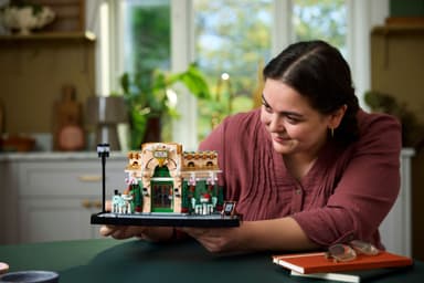 LEGO Icons Ranskalainen kahvila koriste Pariisista 10362