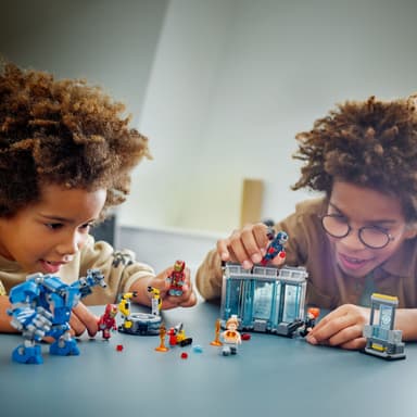 LEGO Marvel Iron Manin laboratorio Haarniskahuone 76315