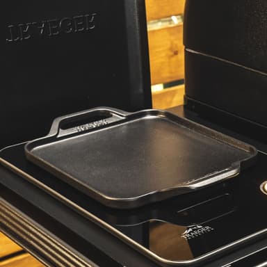 Traeger Induction Cast Iron Skillet paistinpannu