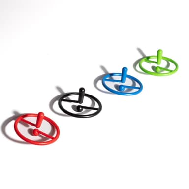 2 kpl satunnaisvärejä Fidget Toy Spin pyörivä Gyro Decompression