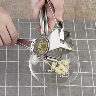 Käsin pyörivä pyörivä raastin Slicer Juustoraastin ruostumatonta terästä
