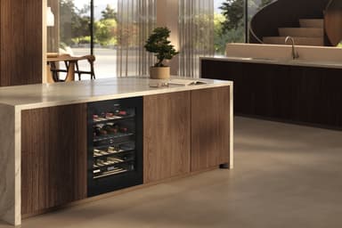 Miele Viinin säilytys KWTUS 7196 E (Integroitava, 38 pullot)