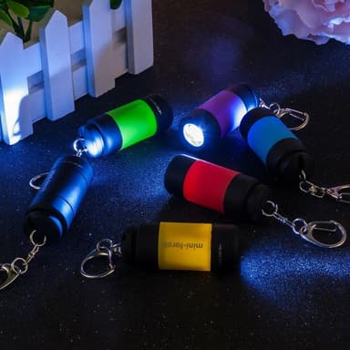 IPX4 vedenpitävä mini ladattava LED 25 lumen taskulamppu