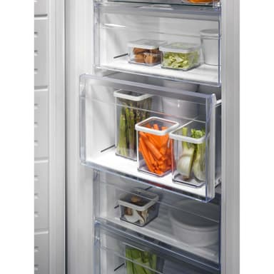 Electrolux Kaappipakastin EUT6NE28X1 (Ruostumaton teräs)