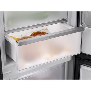 Electrolux Jääkaappipakastimet LNT8MB36B (Musta ruostumaton teräs)