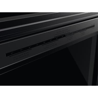 Electrolux Viinin säilytys EWUS040B8B (Integroitava)