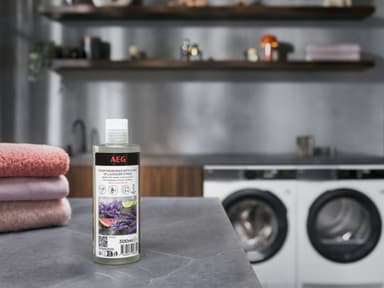 AEG A2WASF00 - Höyrytuoksupullo 300 ml - Steam 80 Laventelin ja sitruksen vivahteella