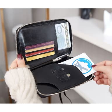 Musta PU-nahkainen passi lompakko RFID-suojauksella