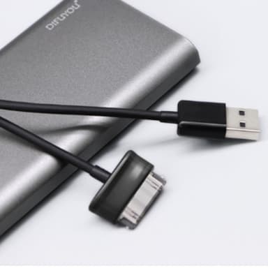 30-nastainen USB-kaapeli / latauskaapeli tietojen synkronointiin Musta 1 m