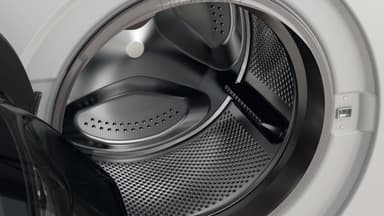 Whirlpool kuivaava pyykinpesukone FFWDD 1176258 BCV EE (11/7 kg)