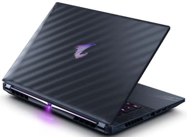 Gigabyte AORUS MASTER 16 U9-275HX/32/2 TB/RTX5080 16" pelikannettava