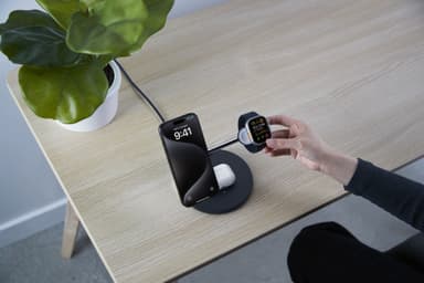 Belkin BoostCharge Pro 3-in-1 Qi2 langaton latausteline (musta)