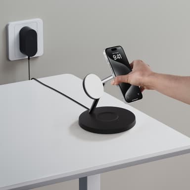 Belkin BoostCharge Pro 3-in-1 Qi2 langaton latausteline (musta)