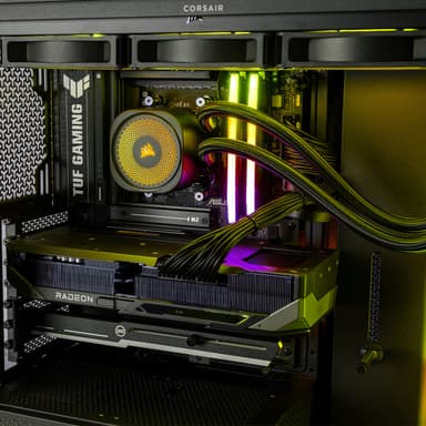PCSpecialist Spectra 105 R7-9X3D/32/2TB/RX9070XT OC pelitietokone