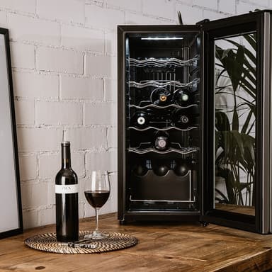 Taurus Wine Cooler 18 Bottles