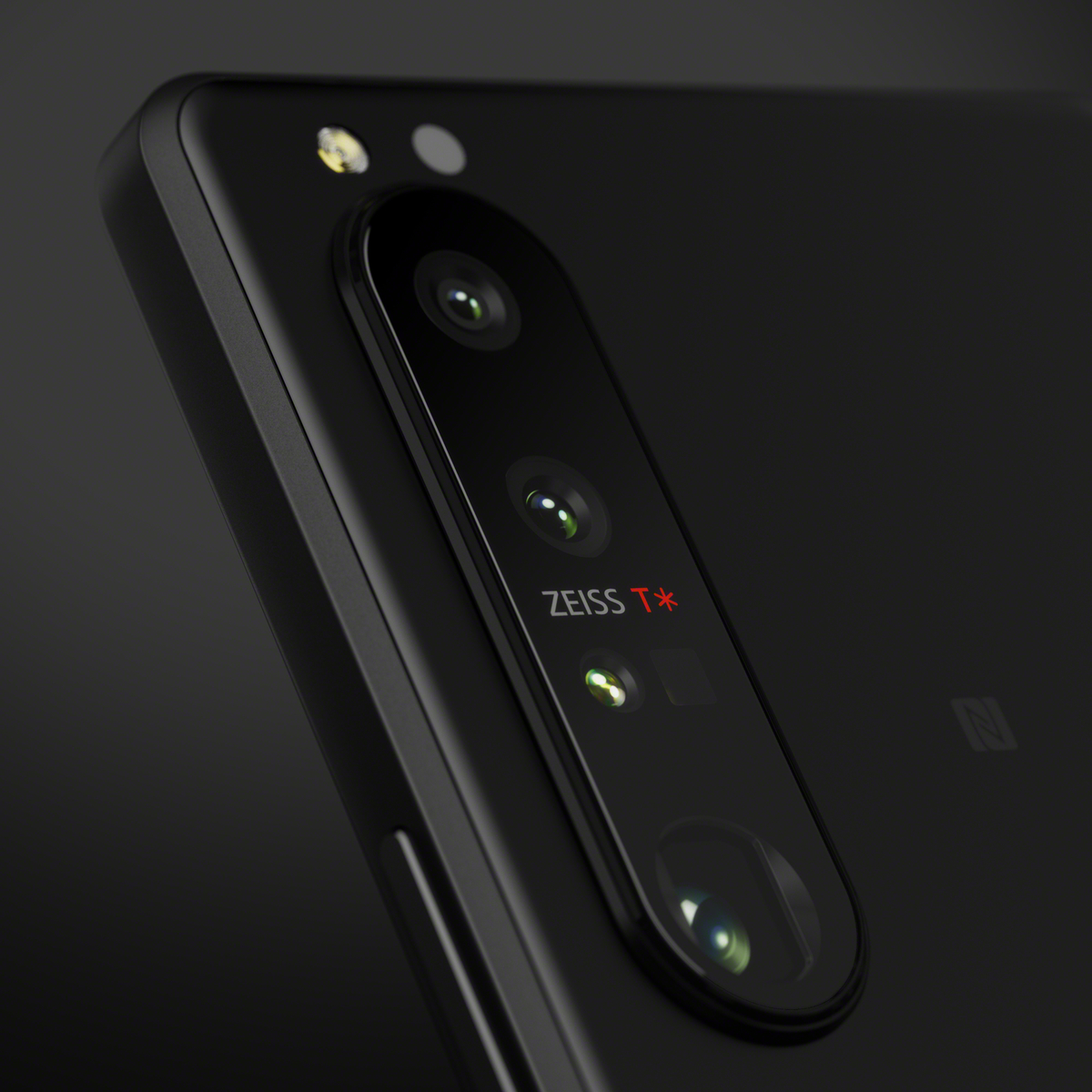 Sony Xperia 1 III -älypuhelimen kamerajärjestelmä