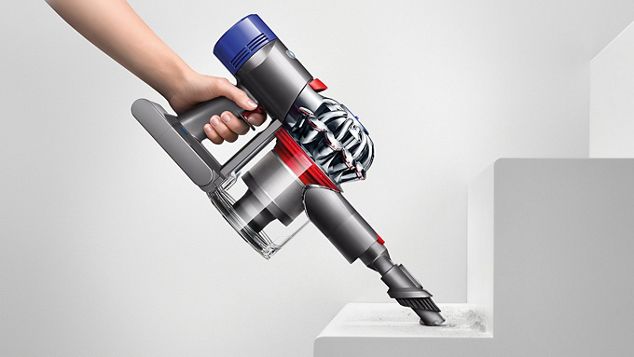 Läsi käyttää Dyson V8 -pölynimuria