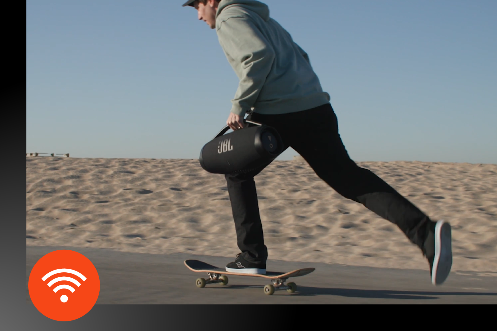 JBL Boombox 3 -kaiutin Wifi-ja Bluetooth-yhteydellä