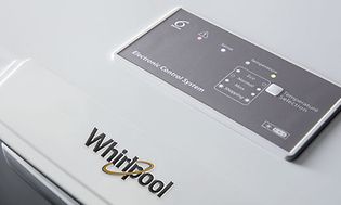 Whirlpool - Lähikuva pakastimen ohjauspaneelista