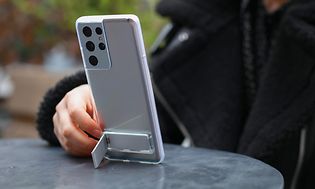 Samsung Clear Standing suoja