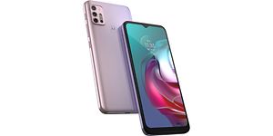 Motorola Moto G30 puhelimet edestä ja takaa