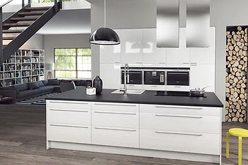 Gloss White on korkeakiiltoinen, valkoinen keittiö, tyylikäs ja minimalistinen keittiösarja, jossa on suorat linjat