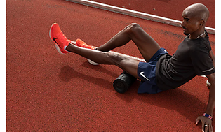 Olympiamestari Sir Mo Farah käyttää Therabody-aaltosarjan rullaa