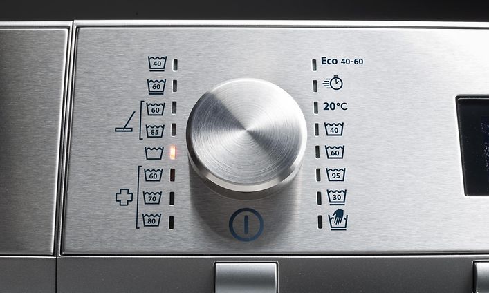Lähikuva Electrolux myPRO -pyykinpesukoneen ohjaimista