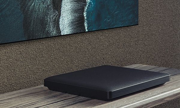 Samsung-TV-QN95A - Slim One Connect Box